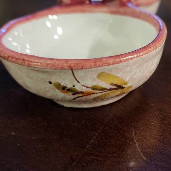 Vintage Italian (Ischia) Salt & Pepper (Sale & Pepe) Shaker with holder - Picture 7 of 16